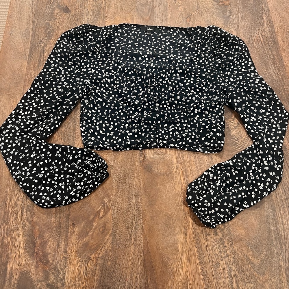 Lulu’s Black Floral Print Puff Shoulder Top Women’s Size Small - Picture 4 of 9